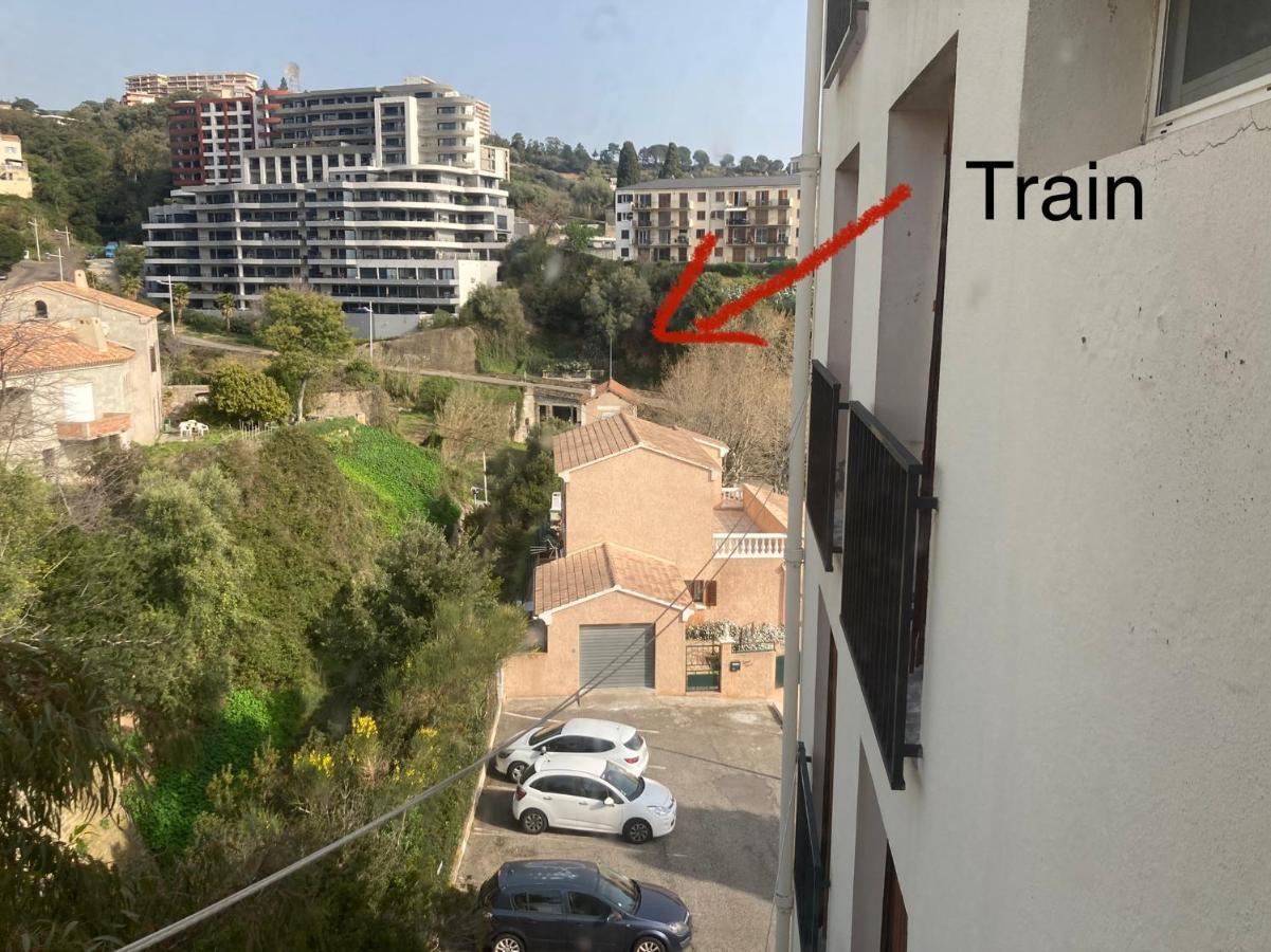 Location Chambre Avec Salle De Bain Et Partie Commune Sea View & Mountain View Renting 1 Of 3 Bedrooms With Shared Common Space 3 Bdrm Apt Not 1 Bdrm Plus Clime Ou Ac 바스티아 외부 사진
