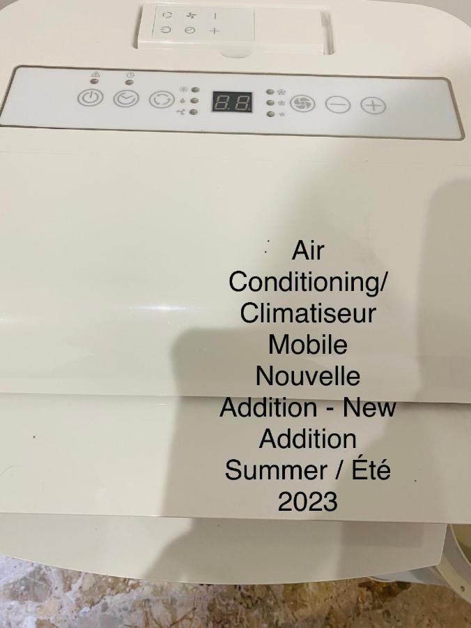 Location Chambre Avec Salle De Bain Et Partie Commune Sea View & Mountain View Renting 1 Of 3 Bedrooms With Shared Common Space 3 Bdrm Apt Not 1 Bdrm Plus Clime Ou Ac 바스티아 외부 사진