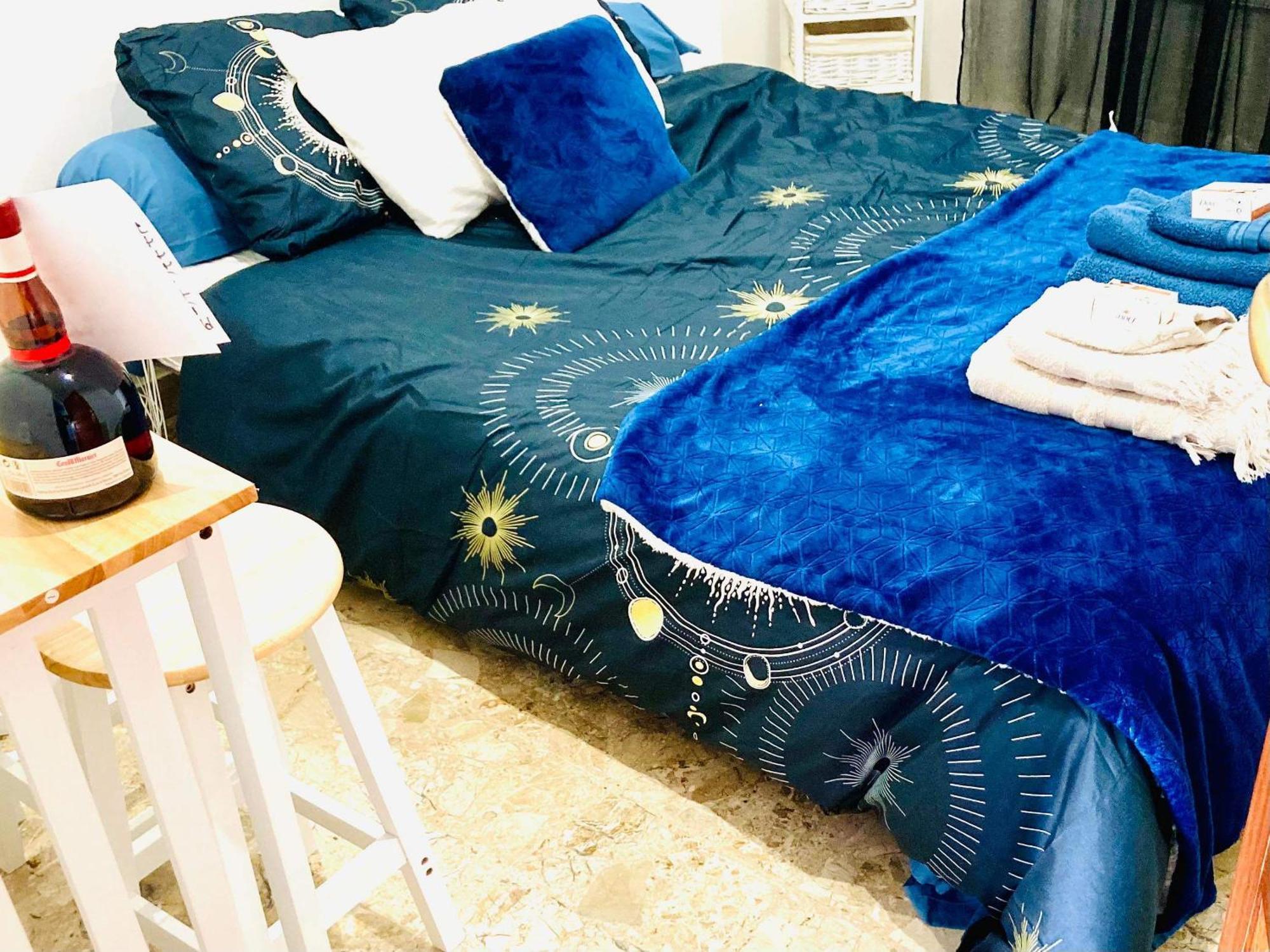 Location Chambre Avec Salle De Bain Et Partie Commune Sea View & Mountain View Renting 1 Of 3 Bedrooms With Shared Common Space 3 Bdrm Apt Not 1 Bdrm Plus Clime Ou Ac 바스티아 외부 사진